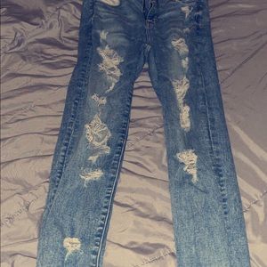 High Waisted American Eagle Ripped Jeans